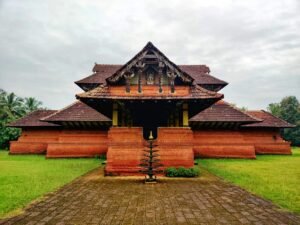 Kerala Temple and Cultural Tour – Ancient Hindu Temple Traditions Kerala South India
