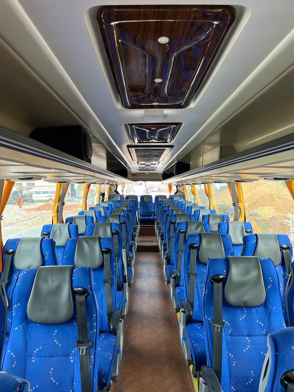AC coach hire Delhi for group pilgrimage tour India