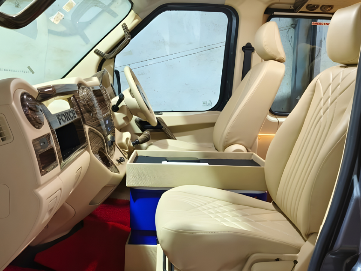 Force Urbania 13-seater for group travel Delhi