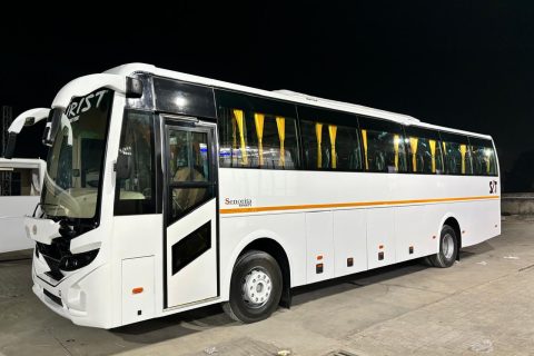 Vehicle fleet at Sanoli India Tours New Delhi